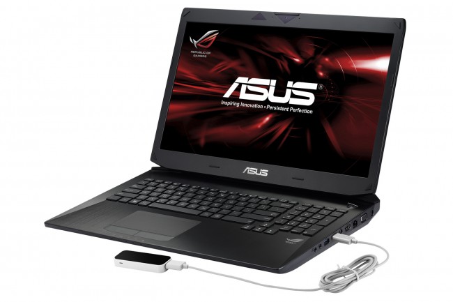 ASUS_G750_with_LeapMotion