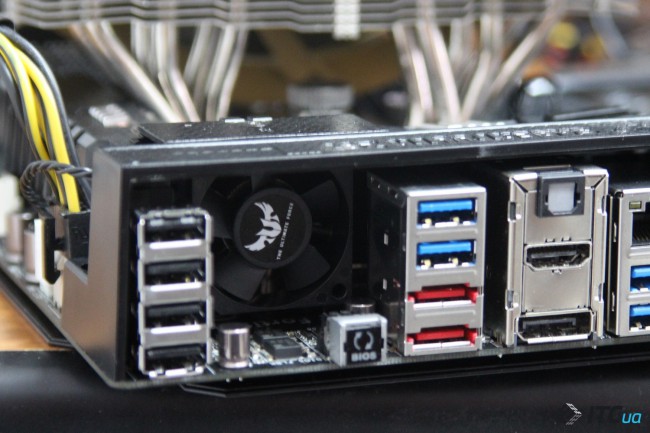 ASUS_Sabertooth_Z87_cooler1