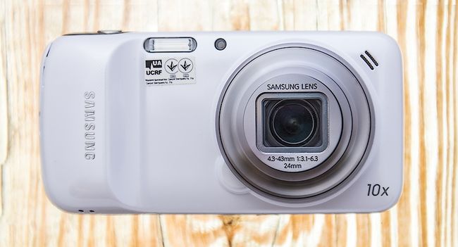 Samsung_Galaxy_S4_Zoom_front