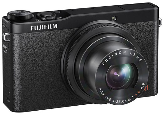 Fujifilm представляет в Украине камеры X-E2 и XQ1