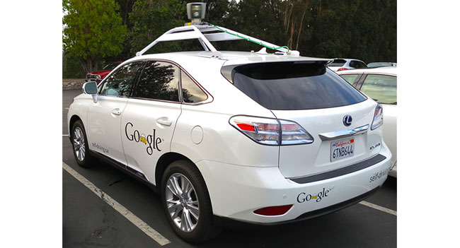 Google: самоуправляемые автомобили более безопасны, чем автомобили, управляемые профессиональными водителями