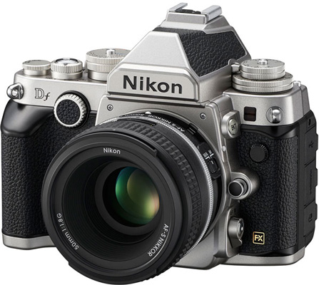 Nikon анонсировала полнокадровую камеру Df в ретро стиле