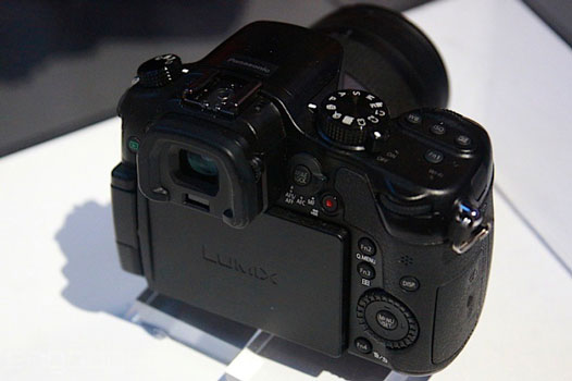 Panasonic показала беззеркальную камеру, способную записывать видео в разрешении 4K