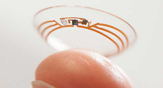 Google разрабатывает «умную» контактную линзу, способную измерять уровень глюкозы