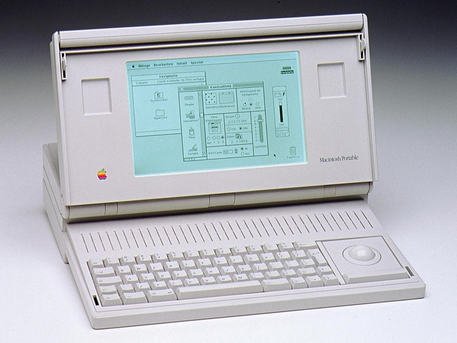 Ноутбук Macintosh Portable (1990 год)