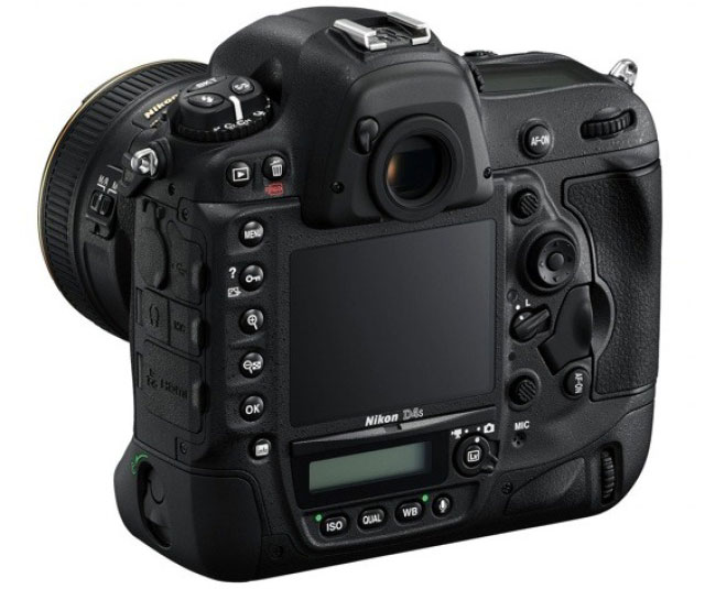 Nikon анонсировала флагманскую зеркальную камеру D4S формата FX