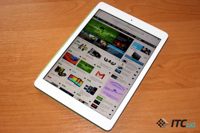 Apple_iPad_Air_InUse (23)