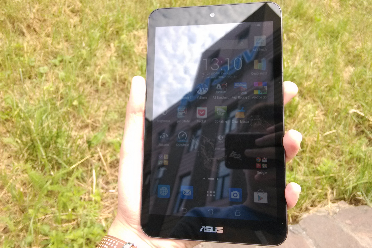 Обзор Androidпланшета ASUS MeMO Pad 8 (ME181C)