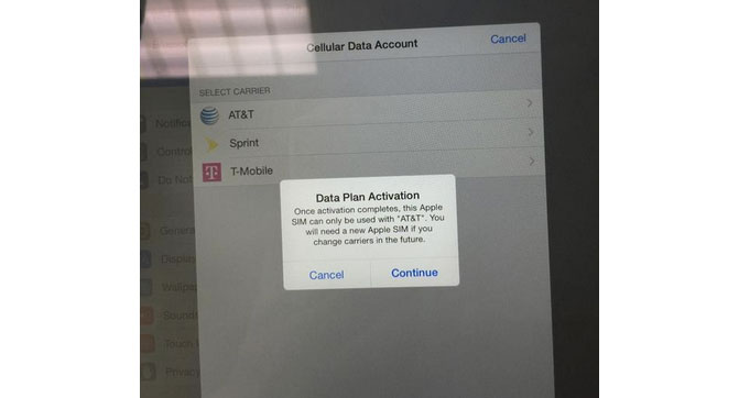 AT&T блокирует работу функции Apple SIM