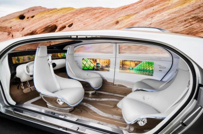 f-015-luxury-motion-mercedes-concept-self-driving-car
