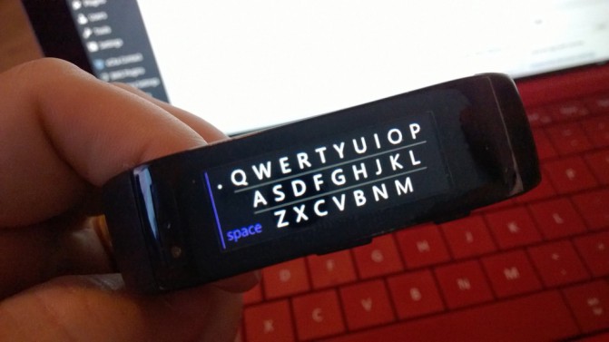 Microsoft-Brings-a-Virtual-Keyboard-on-Your-Wrist-474121-2