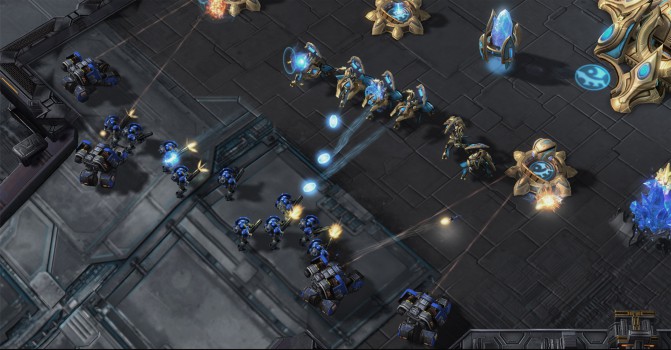 StarCraft_II_LotV_GDC_CB_Preview_Adepts_Defending.0
