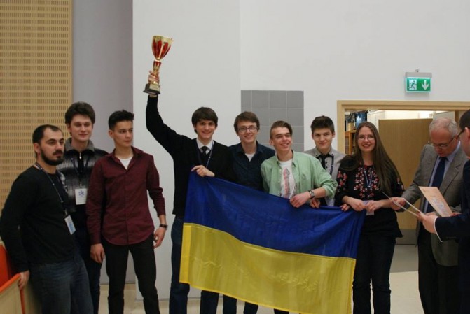 Украинские студенты-физики