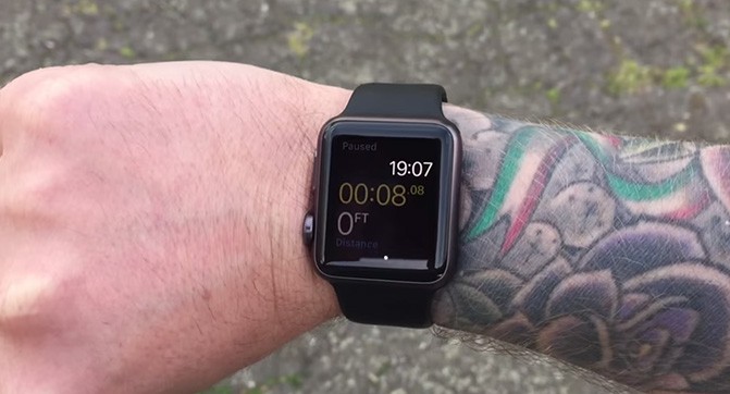 Татуировки на руке мешают корректной работе сенсоров Apple Watch