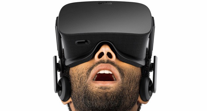 Oculus VR показала потребительскую версию шлема Oculus Rift и аксессуары к нему
