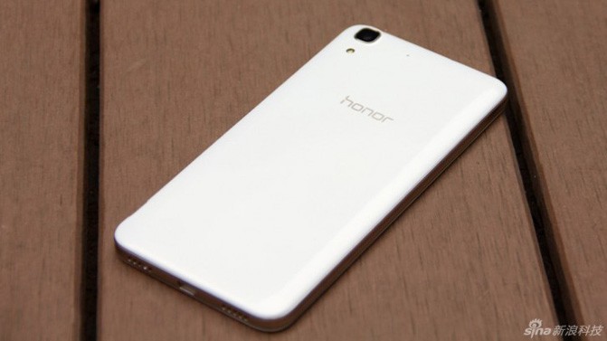 Huawei выпустила доступный смартфон Honor 4A с 2 ГБ памяти
