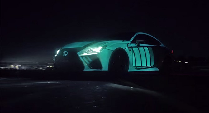 Lexus создала прототип автомобиля, изменяющего окраску кузова в зависимости от сердечного ритма водителя