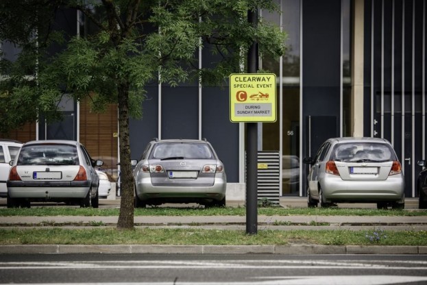 В Сиднее устанавливают первые в мире e-ink парковочные знаки