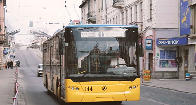 В Тернополе началось тестирование автоматизированной системы оплаты проезда