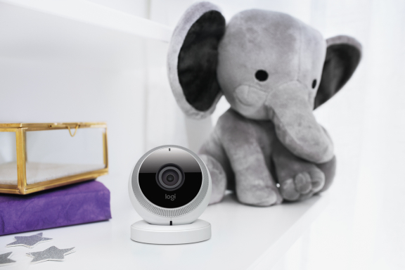 Logitech представила портативную домашнюю камеру видеонаблюдения Logi Circle