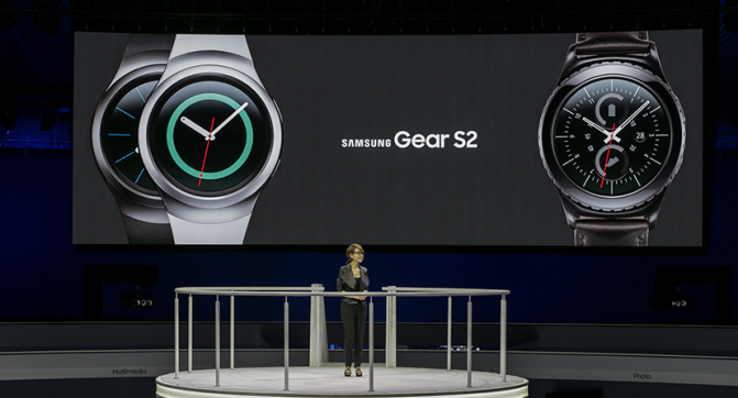 Samsung Gear S2 Showcase [IFA 2015]