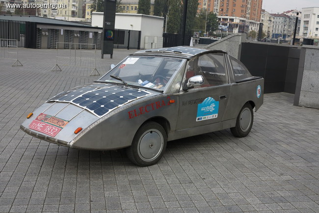 В Киеве проходит самый большой тест-драйв электромобилей