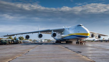Украинский супертранспортник Ан-225 «Мрия» успешно приземлился в Австралии