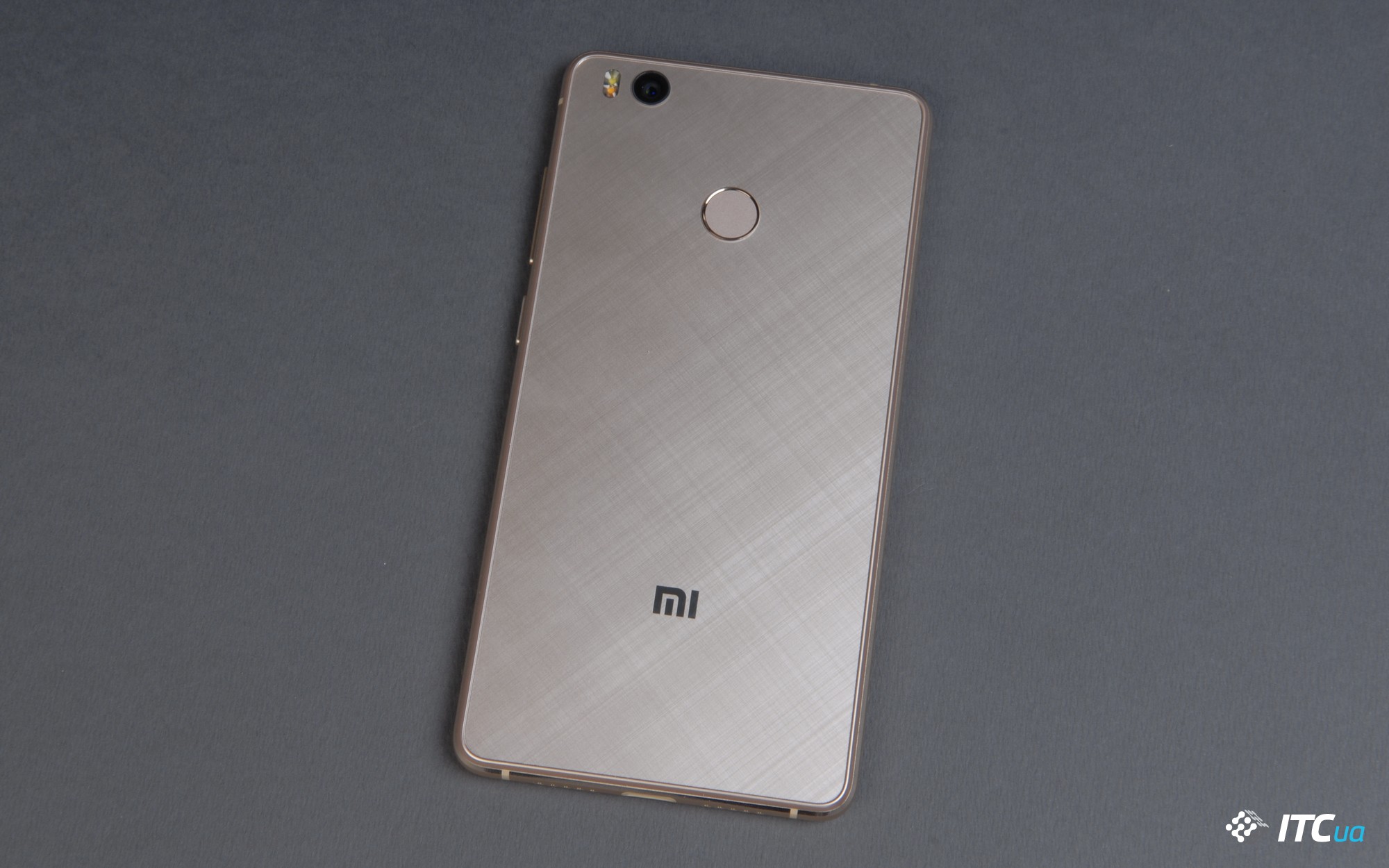 Обзор Xiaomi Mi4S