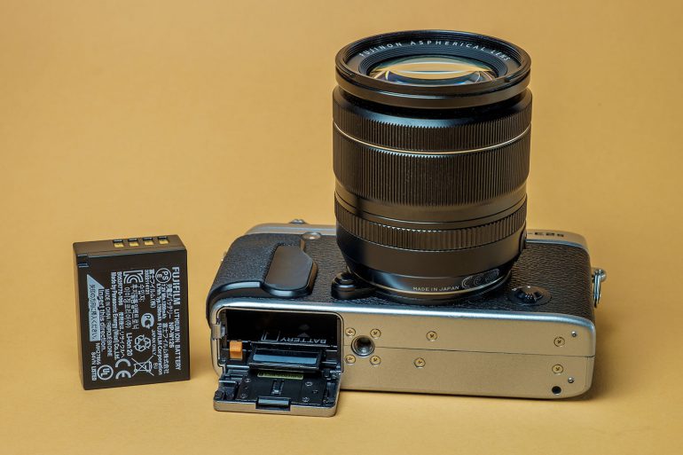 Fujifilm-X-E2s