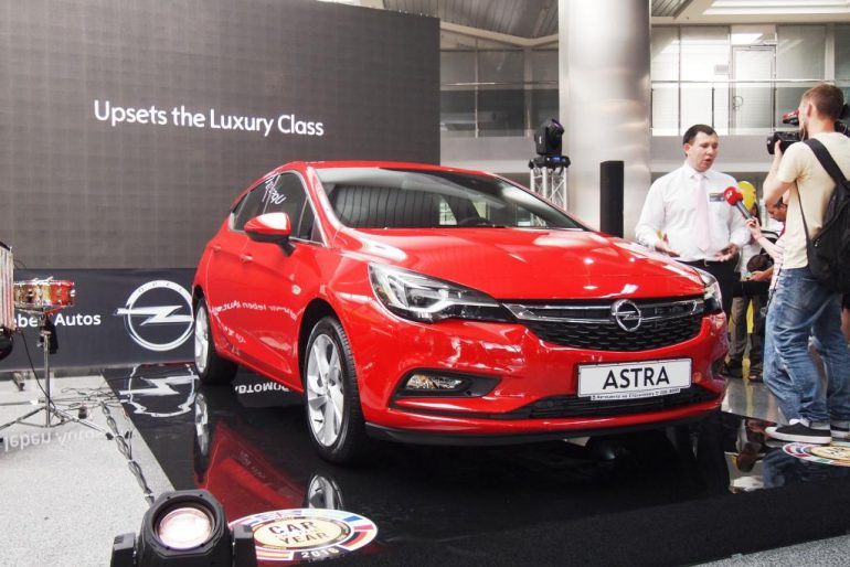 Новинка Opel Astra K готова к борьбе за покупателя: уже со старта продаж – множество двигателей, комплектаций, вариантов «на разный кошелек»