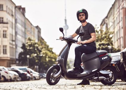 Gogoro запустила в Берлине сервис проката своих электрических скутеров стоимостью €3 за полчаса или €20 за весь день