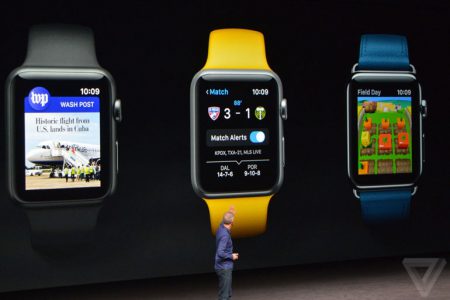Умные часы Apple Watch Series 2 получили более мощный процессор, более яркий экран, модуль GPS и защиту от воды