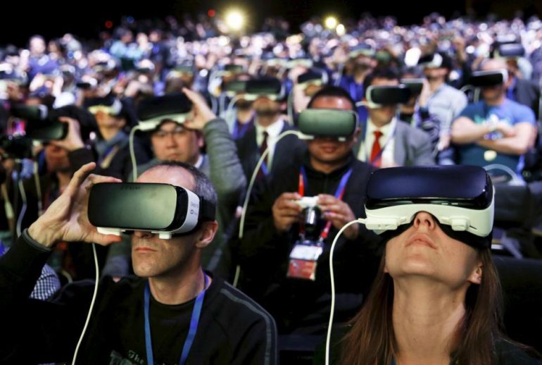 Будущее без мониторов, или как виртуальная реальность изменит наше взаимодействие с технологиями