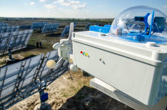 На Днепропетровщине запустили третью очередь уникальной для Восточной Европы трекерной солнечной электростанции [видео]
