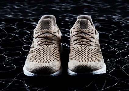 Adidas создала кроссовки Futurecraft Biofabrics, изготовленные из биоразлагаемых материалов