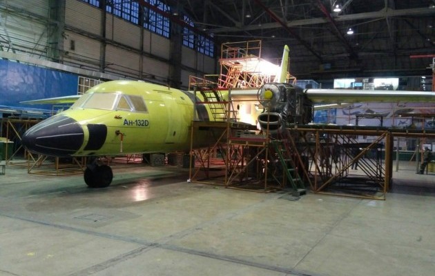 Демонстрационный образец нового самолета Ан-132 покинет ангар 20 декабря