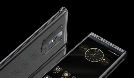 Представлен смартфон Gionee M2017 с аккумулятором емкостью 7000 мА•ч и стоимостью от $1000. За версию с отделкой из кожи крокодила просят $2500