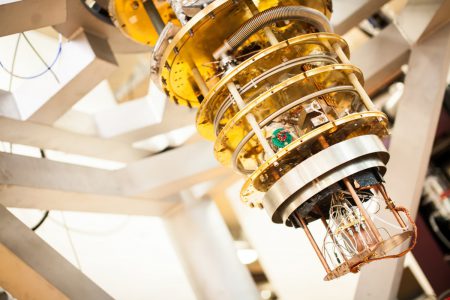Специалисты Intel сделали важный шаг на пути к масштабируемым квантовым компьютерам с миллионами кремниевых кубитов
