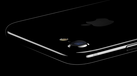 Apple может начать использовать разъём USB-C для нового iPhone