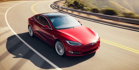 Tesla Model S P100D с обновленной прошивкой установила новый мировой рекорд времени разгона – до 96,6 км/ч за 2,276 секунды