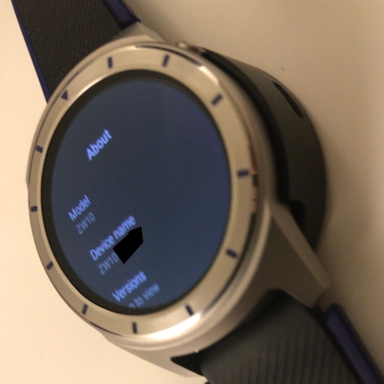 Опубликованы реальные фотографии умных часов ZTE Quartz с ОС Android Wear 2.0