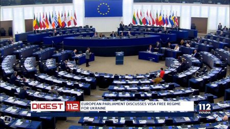 Европарламент одобрил отмену виз для Украины