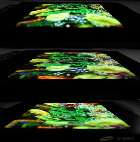 Samsung создала растягивающийся дисплей, компактный 4K экран с плотностью пикселей 2250 PPI и 3D панель, не требующую использования очков