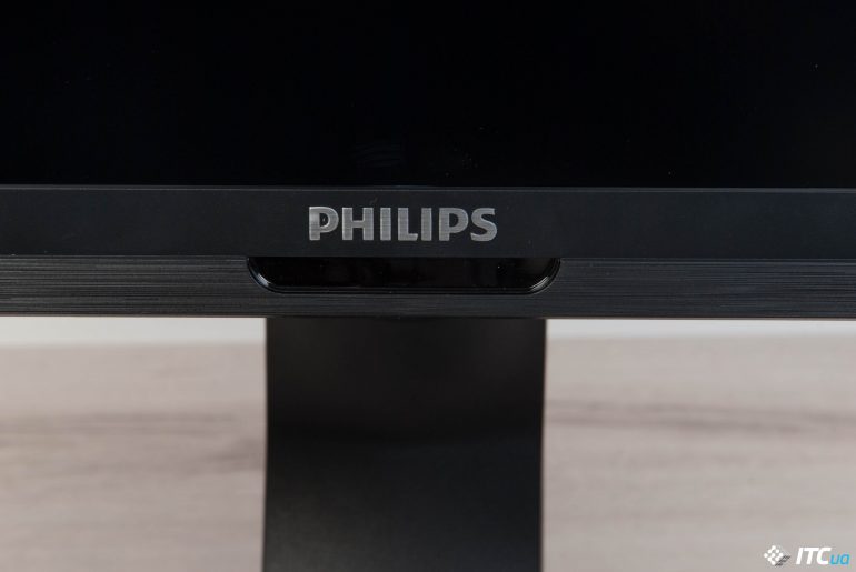 Обзор 4K-монитора Philips 272P7VPTKEB