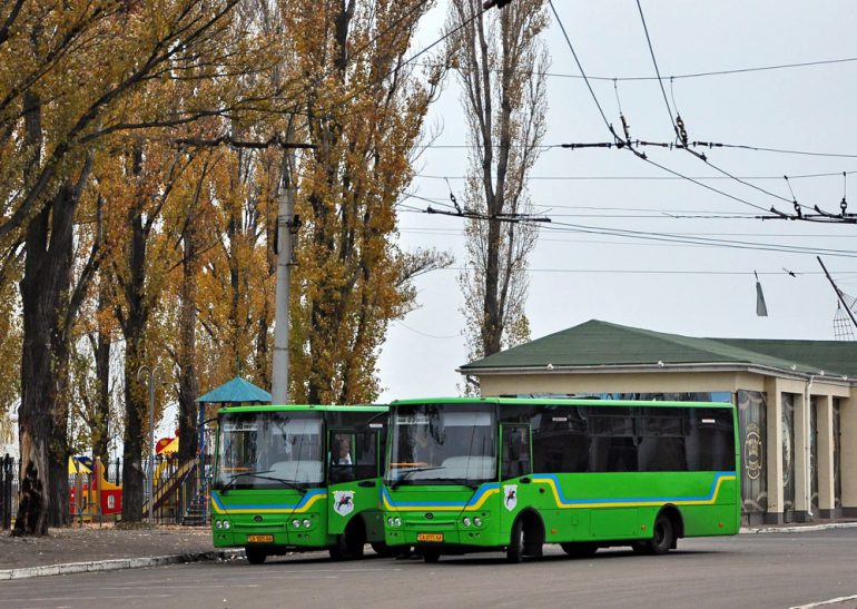 "QR-коды добрались до маршруток": В Черкассах первыми в Украине запустили электронные билеты в маршрутных такси
