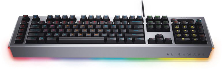 Alienware показала на E3 2017 ряд игровых продуктов: клавиатуры, мыши и монитор с частотой 240 Гц