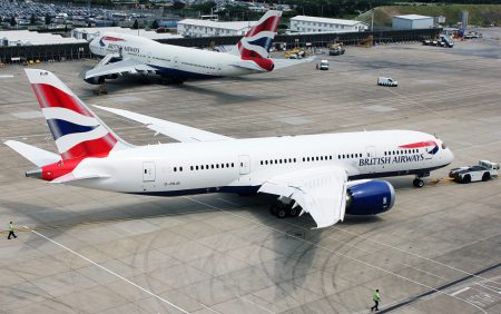 Источники сообщают, что недавний сбой в работе British Airways произошел из-за сотрудника дата-центра, который случайно отключил электричество