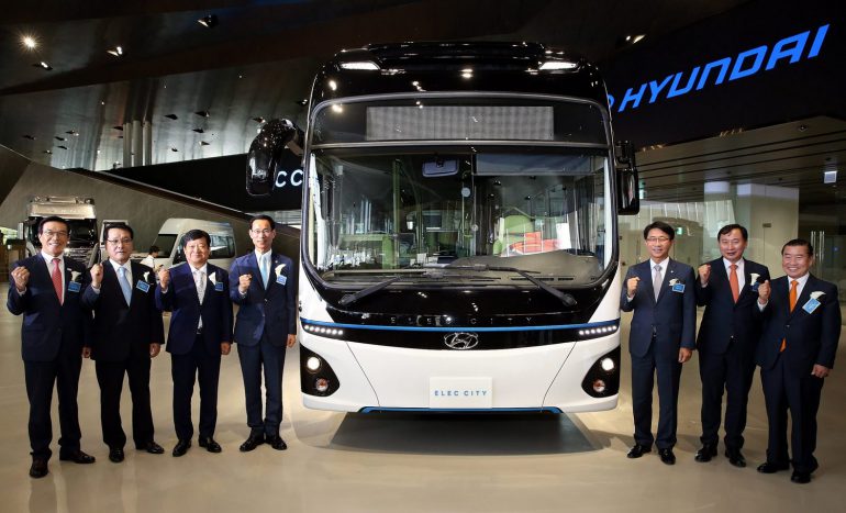 Hyundai представила электрический автобус Elec City с батареей на 256 кВтч и запасом хода 290 км, его массовое производство собираются начать уже в 2018 году