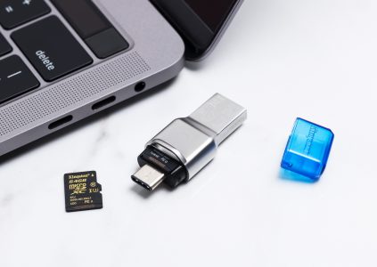Kingston MobileLite Duo 3C — компактный металлический microSD-картридер с интерфейсами USB Type-A и Type-C