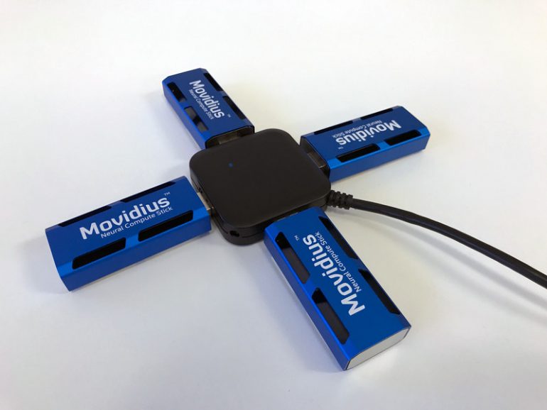 Movidius Neural Compute Stick в виде флешки представляет собой нейронную сеть с производительностью более 100 гигафлопс